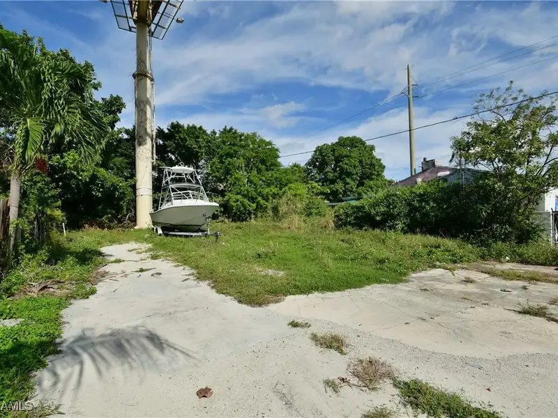 Mixed-use Development Opportunity in Wynwood Norte - 5750 Sf Lot Near Design District