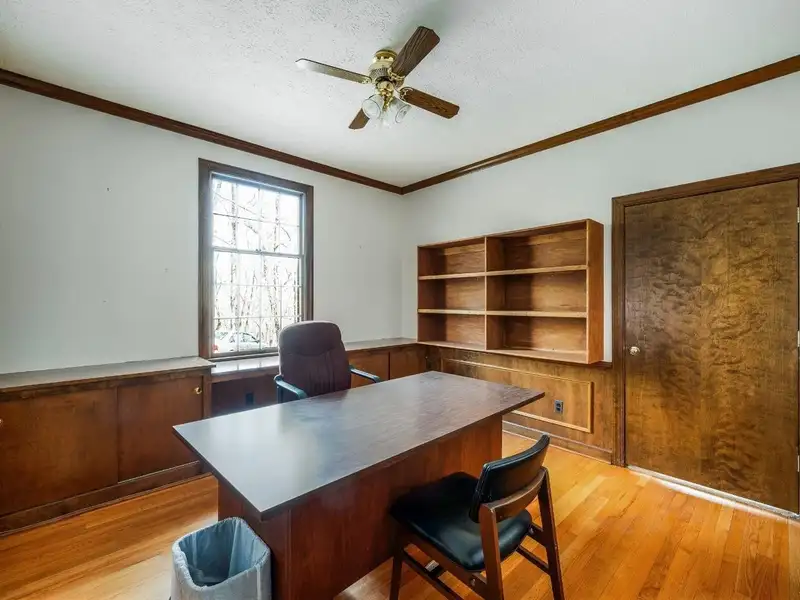 5-acre General Business Property with Office Building Near Liberty University and Airport