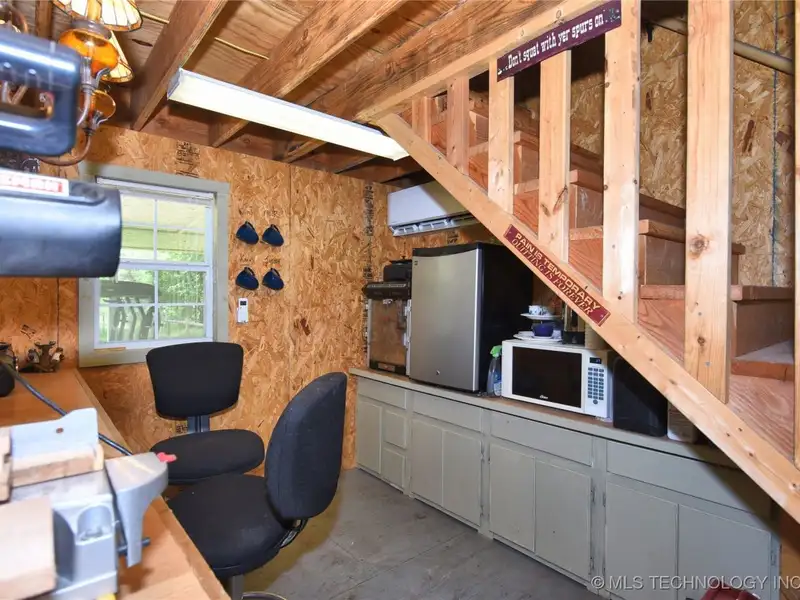 Live-work Property: 2000 Sq. Ft. Office Building with House on 1.25 Acres