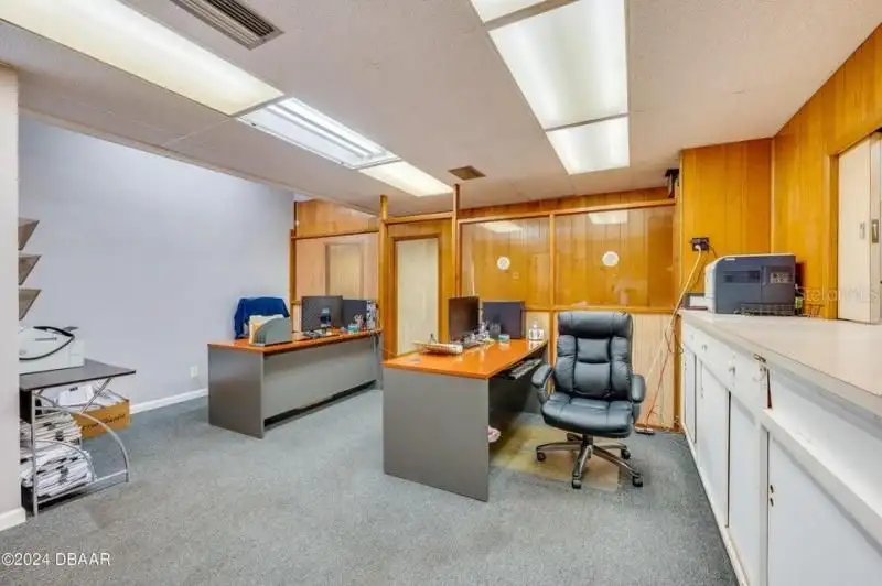 Versatile Commercial Building with Yard Space in Prime Location