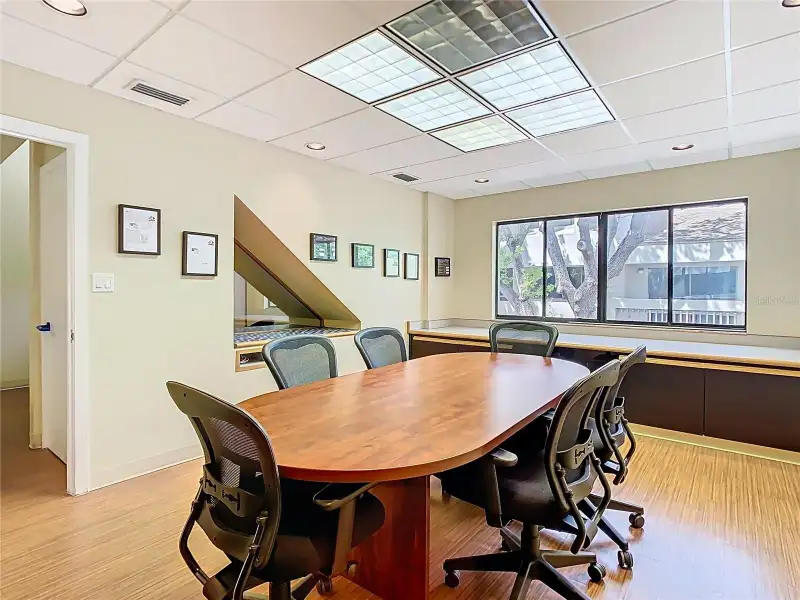 Prime 1,472 Sq. Ft. Office Condo on Busy Tampa Road with Conference Room