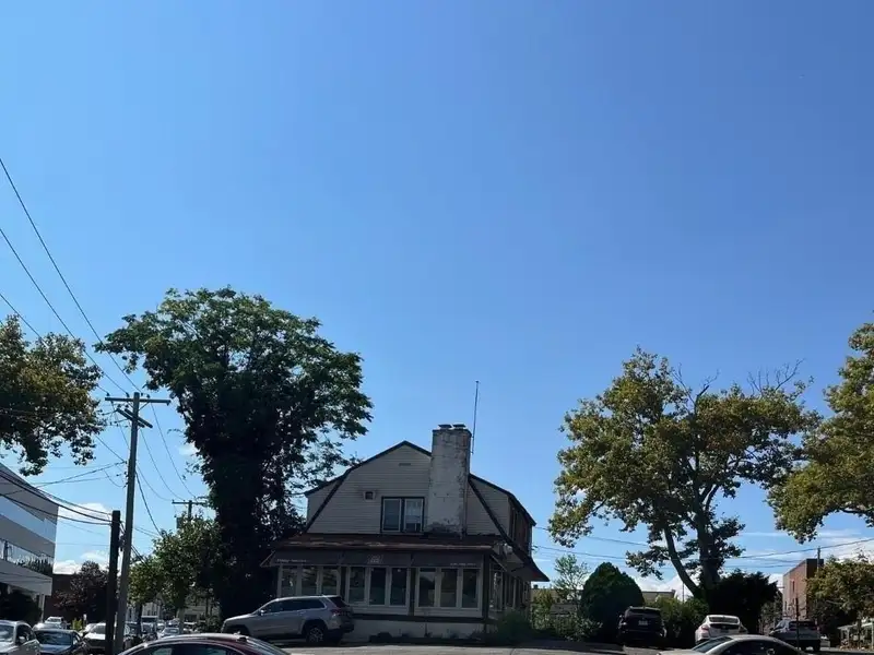 Free-standing Commercial Building in Central Location with Ample Parking