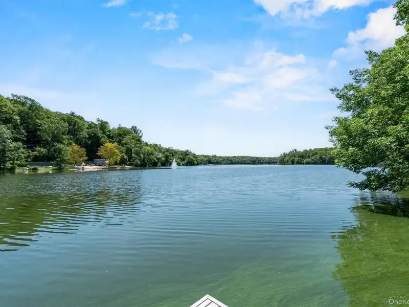 4.6-acre Lakefront Development Site on Route 6 in Mohegan Lake, Westchester County