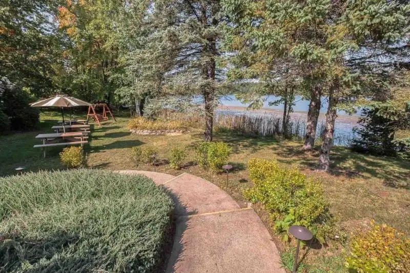 Turnkey Restaurant with Scenic Lake Views in Northwoods Location