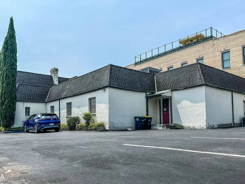 Historic Commercial Building on Broad Street - 3,300 Sq Ft with 9 Offices and Parking