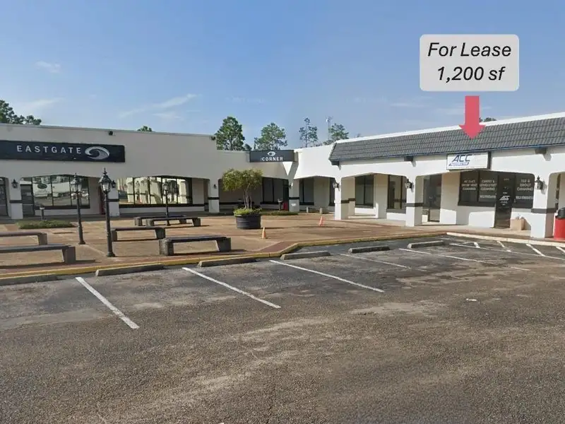 Retail Space for Lease in Beachwalk Center, 1,200 Sq Ft, High Traffic Area