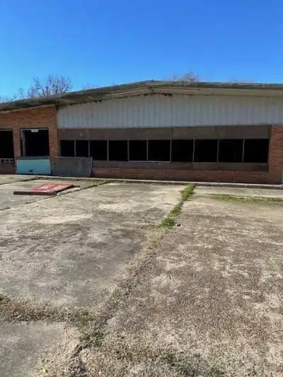 Former Grocery Store Space for Sale in Prime Location