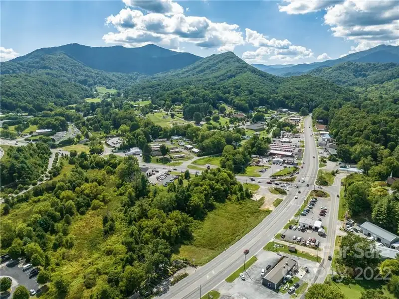 6-acre Commercial Parcel on High-traffic Dellwood Road, Opportunity Zone