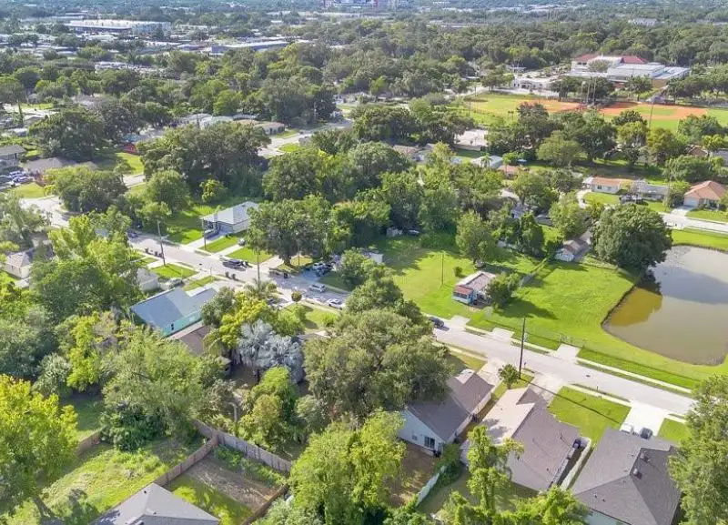 Charming Airbnb Home Near Downtown Orlando with In-law Suite and Expansive Backyard