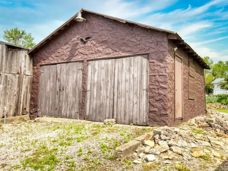 Turnkey Auto Mechanic Business with Multiple Buildings in Mt. Orab