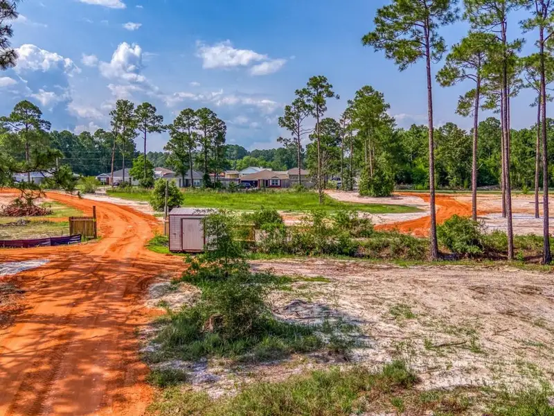 14-acre Mixed-use Development Opportunity in Prime Navarre Location