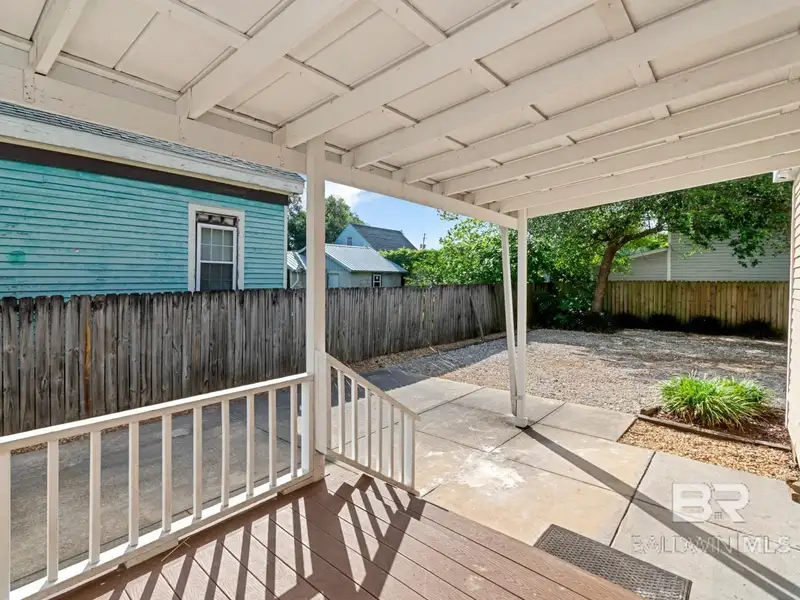 Mixed-use Property in Downtown Mobile, Alabama with High Ceilings and Hardwood Floors