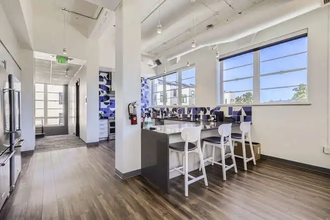 Landmark Office Building in City Park West, Denver - Recently Renovated with Modern Amenities