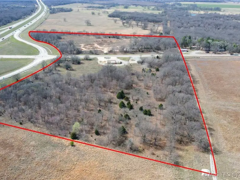 Prime Commercial Development Opportunity: 31 Acres with Highway Frontage in Okemah, Oklahoma