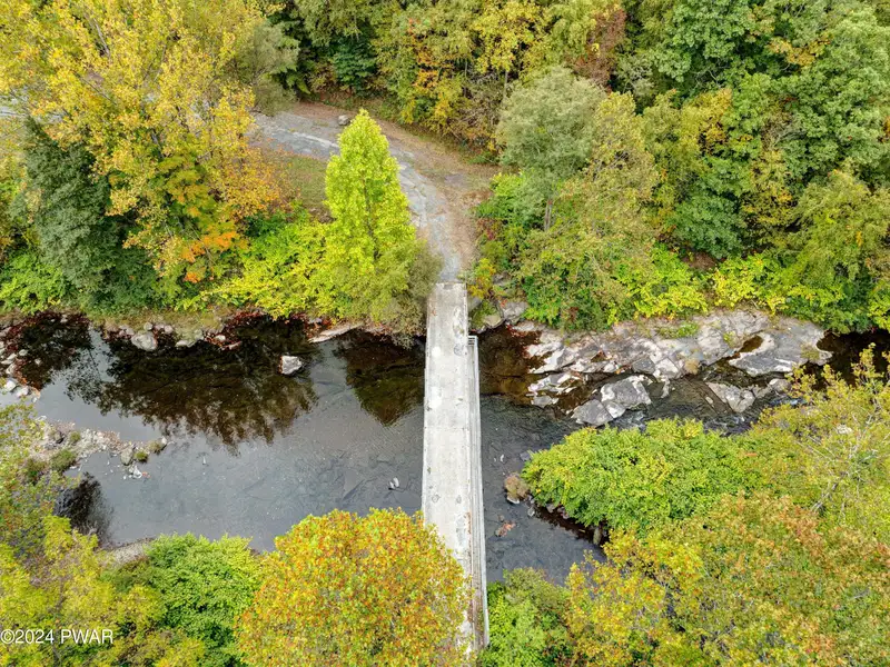 97.29-acre Former Ski Resort with Lodge in the Pocono Mountains
