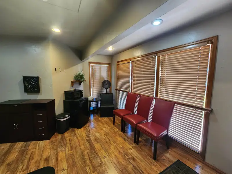 Private Salon Suite on 7th Street with Equipment, Large Windows, and Private Entrance