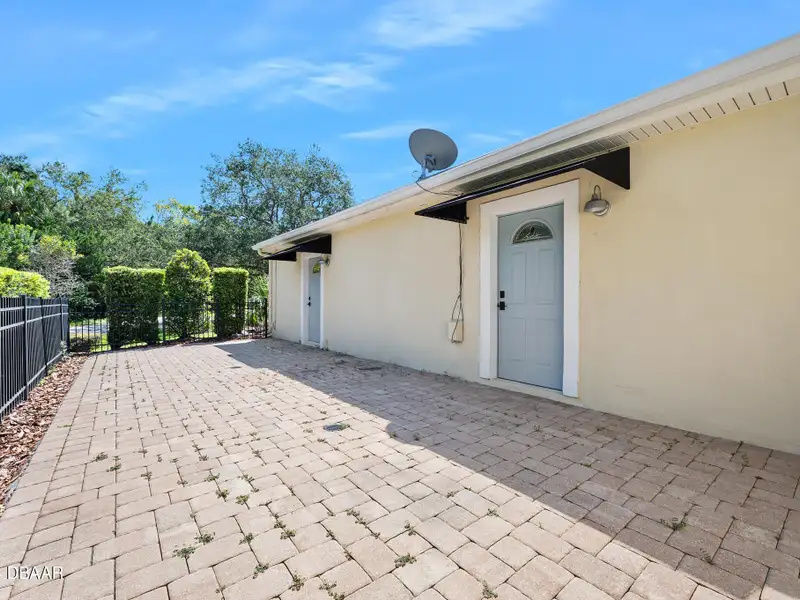 Class a Office Building with River Views in Ormond Beach, Ideal for Dual Tenancy