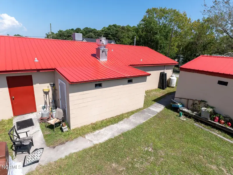 Mixed-use Building with Established Restaurant and Bait Shop in Oak Island, Nc