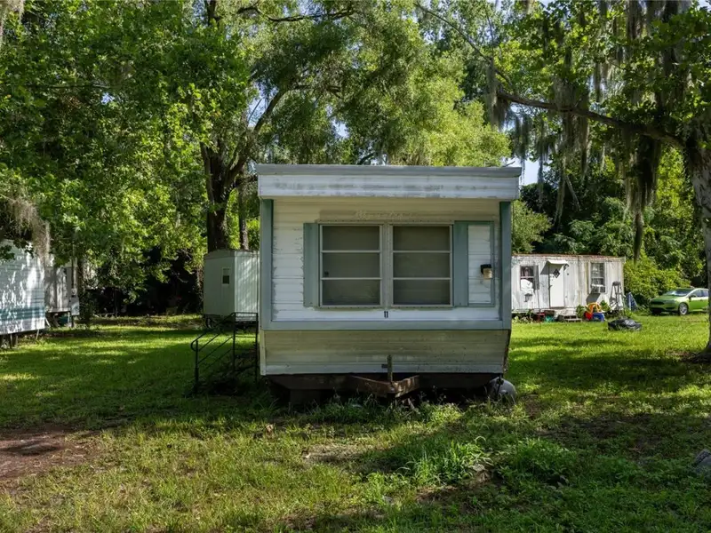 15-unit Manufactured Home Park Near Santa Fe River, High Springs, Fl