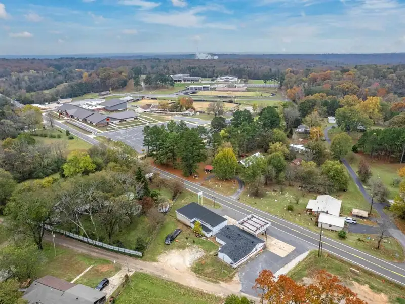 Commercial Property with 2 Buildings and Highway Frontage in Magnet Cove