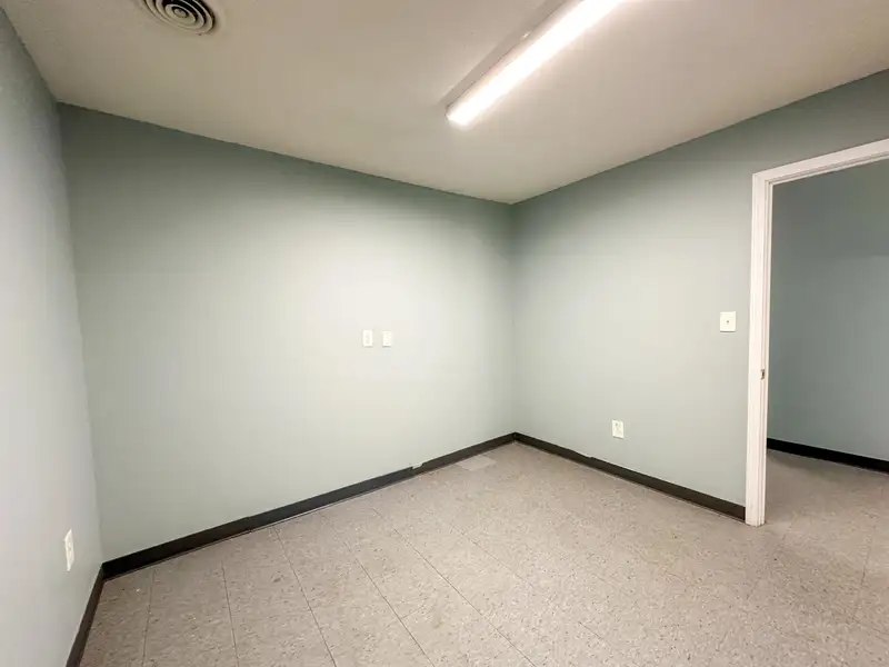 Versatile Commercial Property on Highway 25 N, Corbin with Showroom and Office Spaces