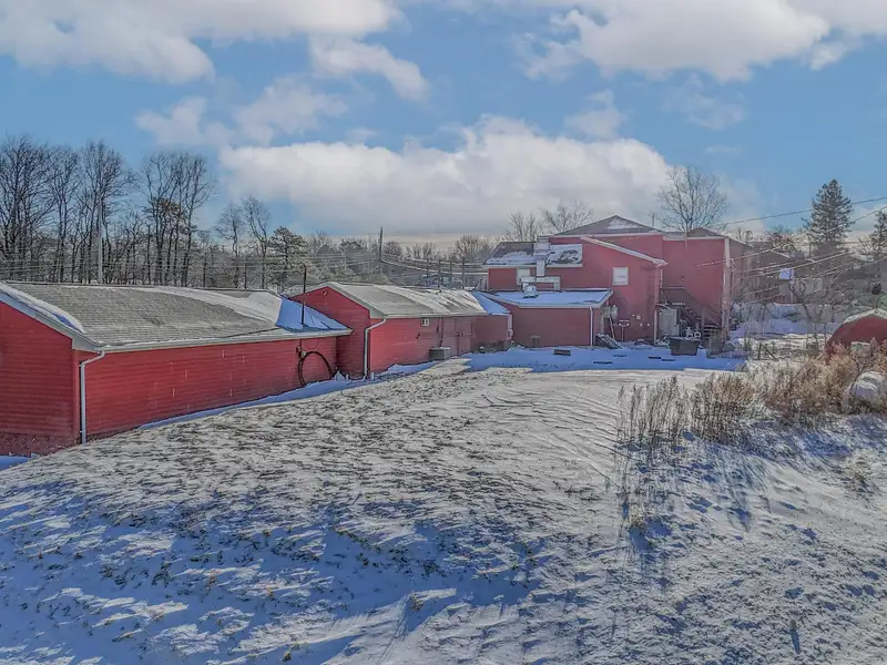 Turnkey Pizzeria and Tavern for Sale in Blakeslee, Pa - Prime Location on Route 115