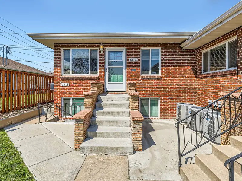 Meticulously Maintained Four-unit Multifamily Property in Central Denver, Colorado