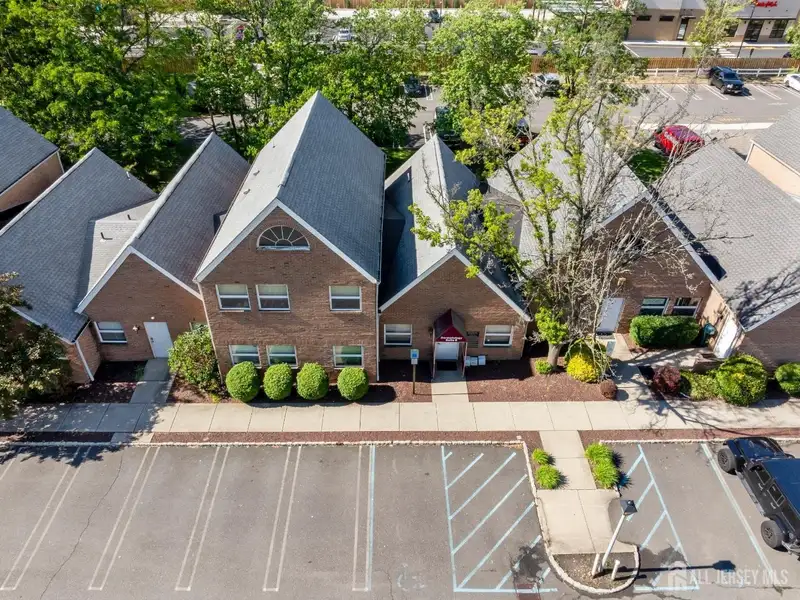 Renovated 3,345 Sf Medical Condo in Ferris Plaza, East Brunswick