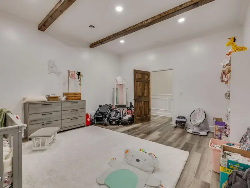 Custom Barndominium on 3 Acres with Pool and Income-generating Garage in Tennessee