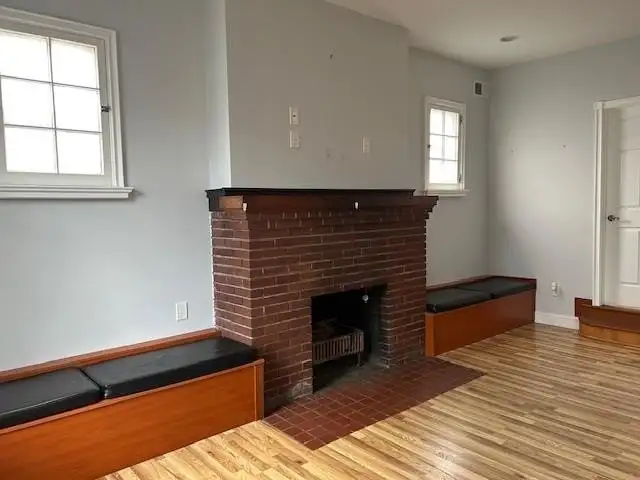 Versatile 750 Sq Ft Office Suite in Prime Village of Walden Location