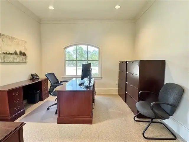 Class a Office Building for Sale or Lease in Prime Highway Commercial Location