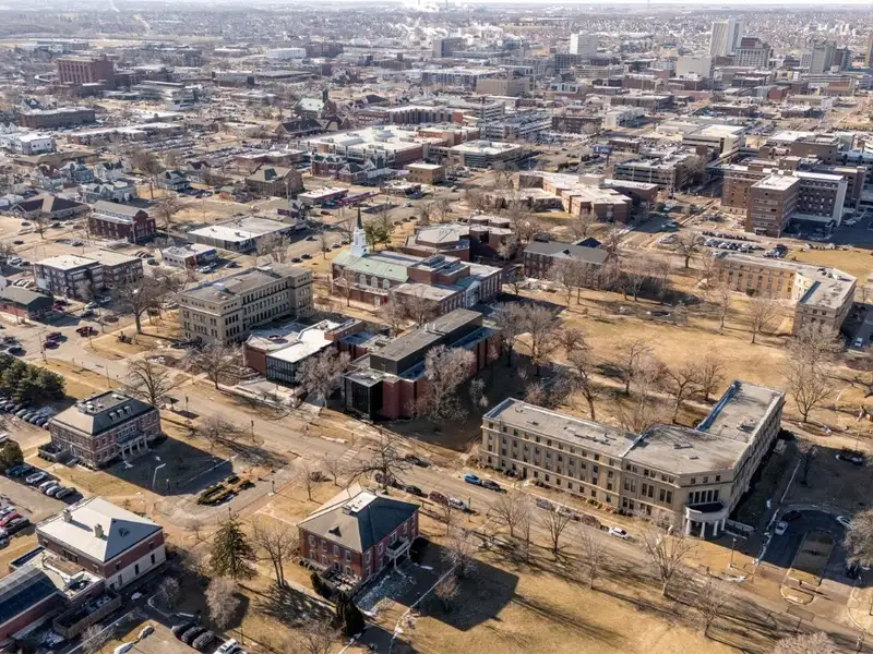Income-producing Commercial Property with Four Buildings in Cedar Rapids' Medquarter