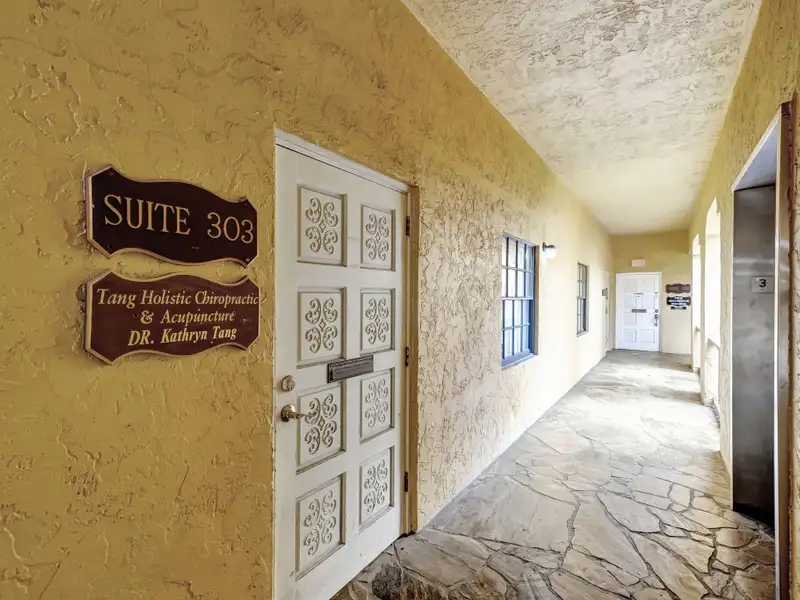 Turnkey Medical Office Suite for Lease in Palm Springs - $3,995/month