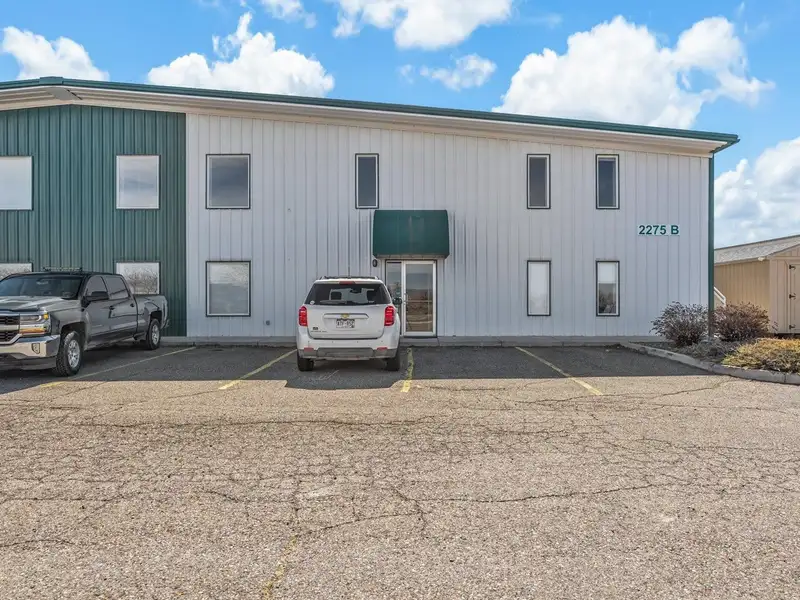 Office and Warehouse with Quonset Hut on 0.45 Acres, Fully Fenced