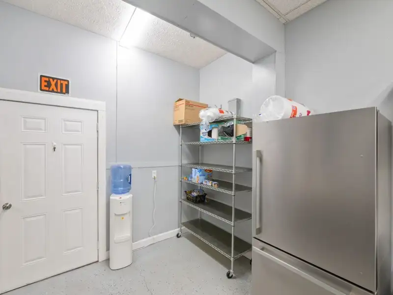 Commercial Building in Scotts Hill with Daycare Features on 1.49 Acres