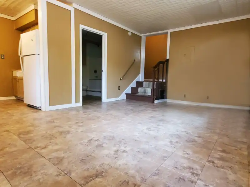 Income-producing Duplex in Ingram, Tx with Positive Cash Flow and Privacy Fencing