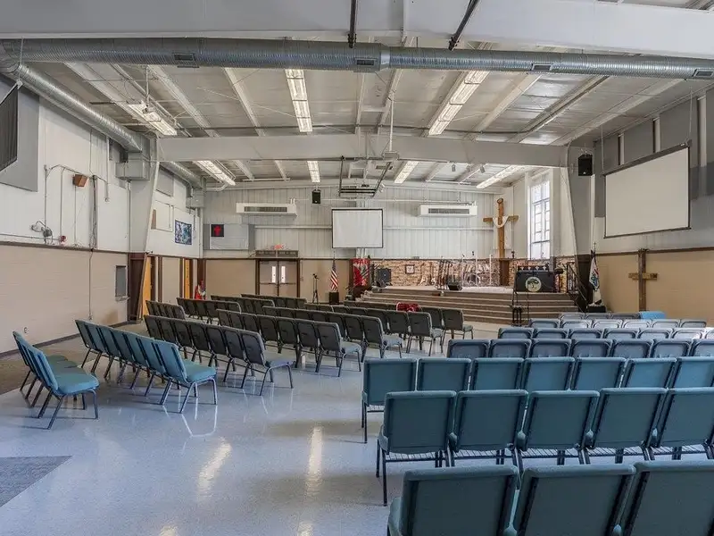 Expansive 44,962 Sf Property on 5 Acres in Historic Franklin - Versatile Development Opportunity