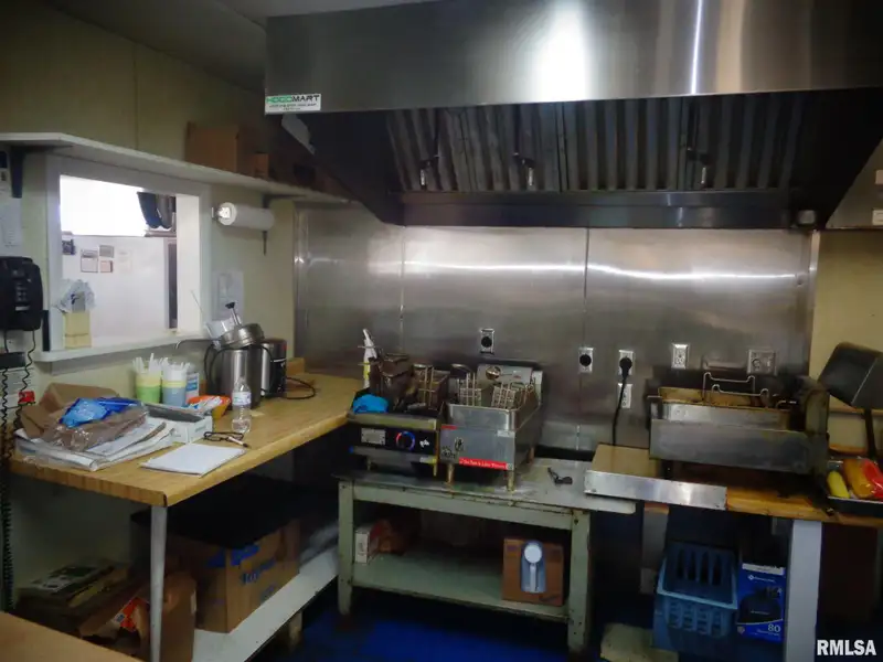 Established Eatery for Sale Near Pekin with Covered Patio and Equipment Included