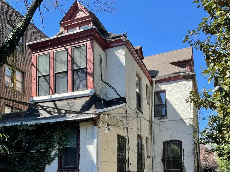 Renovated 5-unit Building in University City with Separate Utilities and Active Rental License