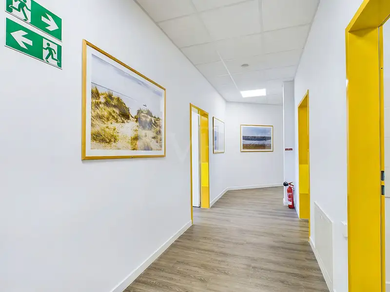 Spacious Medical Practice Space with Private Area in Convenient Location, 253 Sqm