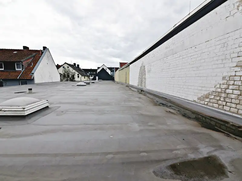Commercial Retail Property in Bückeburg City Center with Stable Rental Income