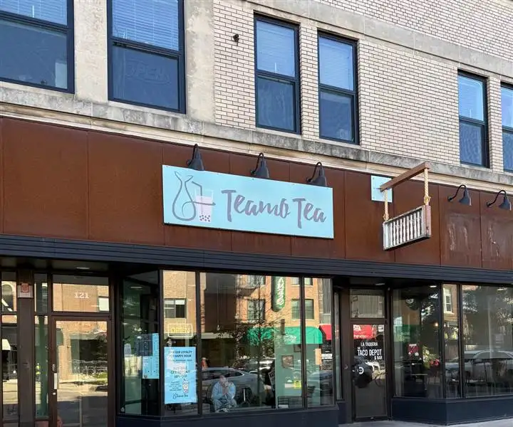 Renovated Retail Space for Sublease in Prime Downtown Iowa City Location