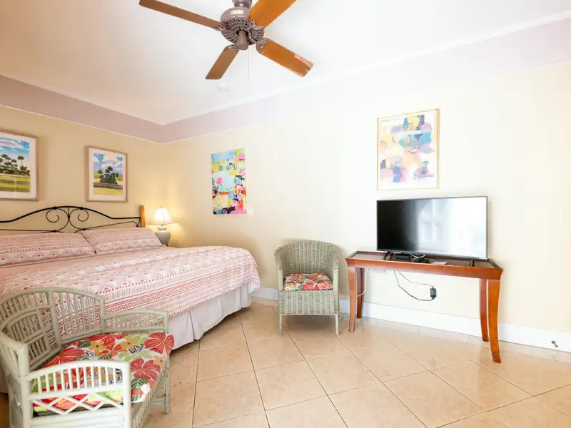 Boutique Guesthouse in Historic Old Town Key West with 15 Deluxe Rooms