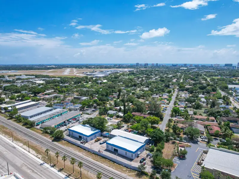 10,000 Sq Ft Warehouse Space for Lease in Pompano Beach, B-4 Commercial Zoning