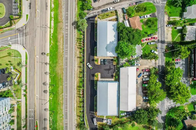 10,000 Sq Ft Warehouse Space for Lease in Pompano Beach, B-4 Commercial Zoning