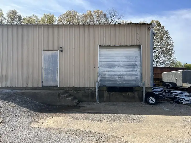 Industrial Property with Two Buildings, 11,088 Sf on 1 Acre, Upgraded Office Space
