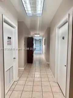 Office Space for Lease in Kendall – All Utilities Included, Prime Location with Parking