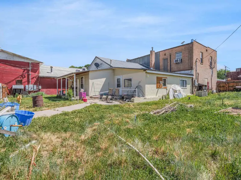 Mixed-use Retail and Residential Property with Expansion Potential in Collbran, Co