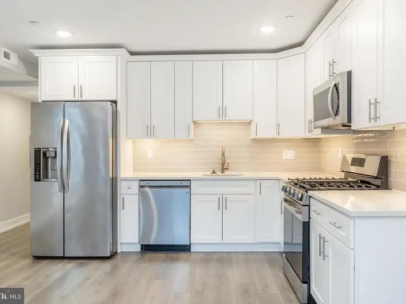 Multifamily Investment Property in Philadelphia's 19143 - Five 2-bedroom Units