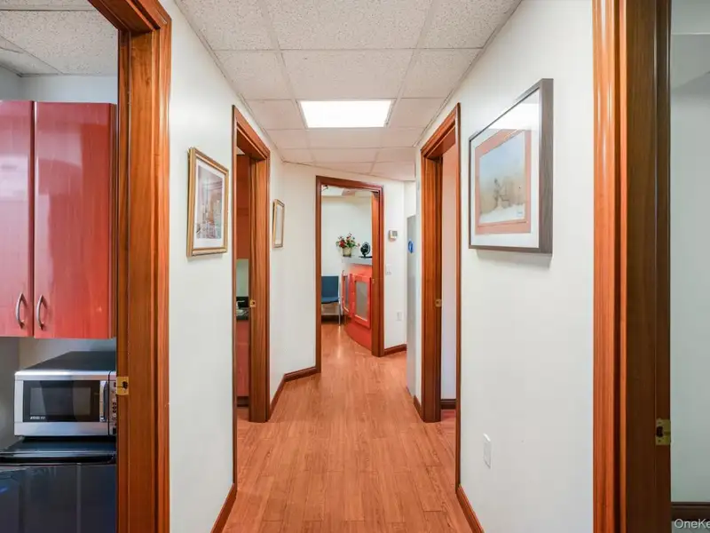 First Floor Office Unit in Forest Hills Co-op with Five Private Offices
